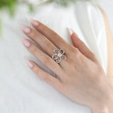 Bague Éveil en argent 925, fleur serti de pierres d'intention moissanite — Collection Éclosion