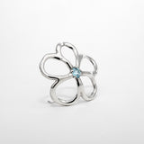 Boucles d'oreilles Aura en argent 925, fleur serties de pierres d'intention coté — Collection Éclosion