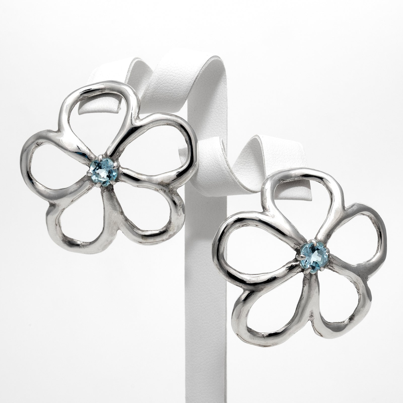 BOUCLES AURA