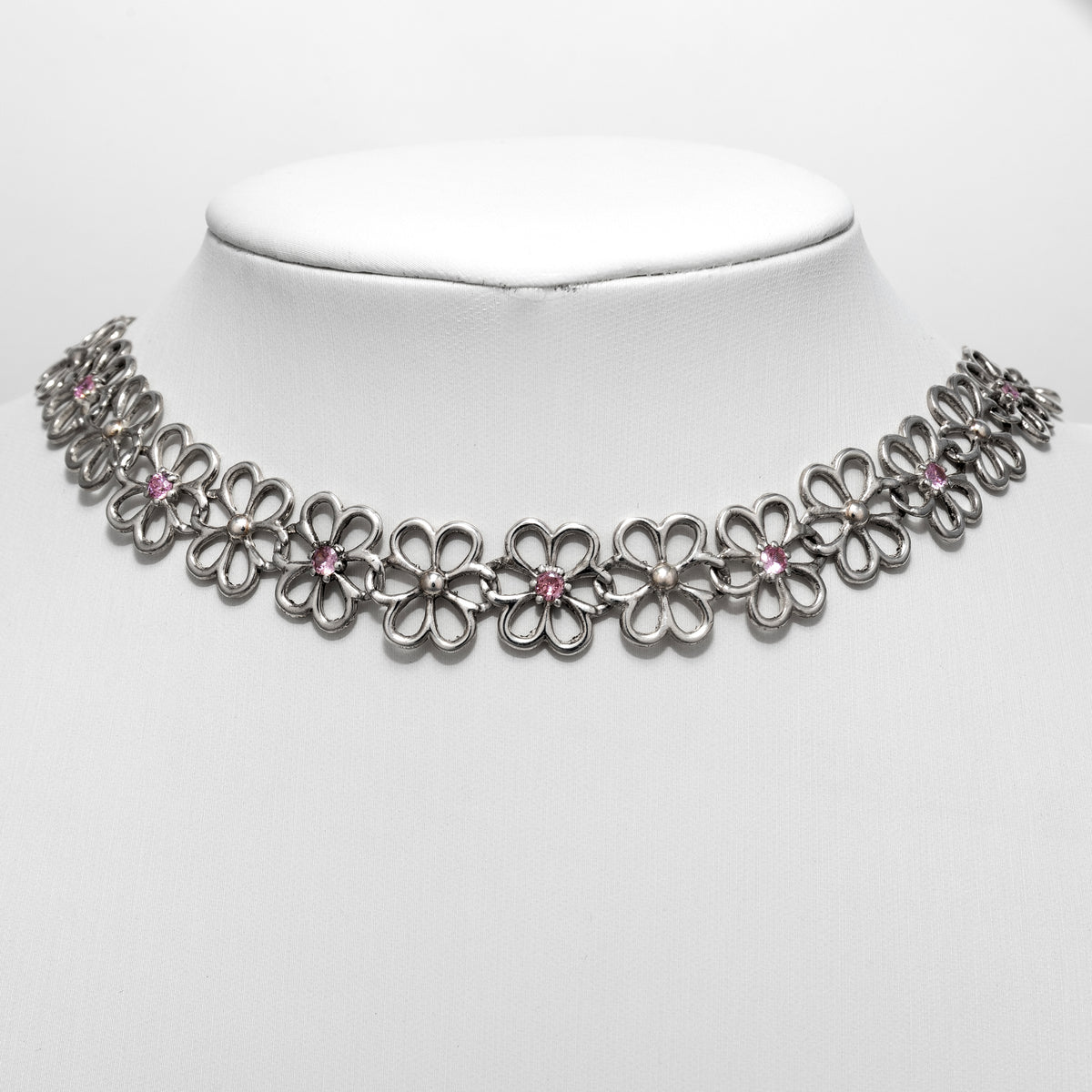 Choker Illumination en argent 925, chaine fleur serti de pierres d'intention — Collection Éclosion