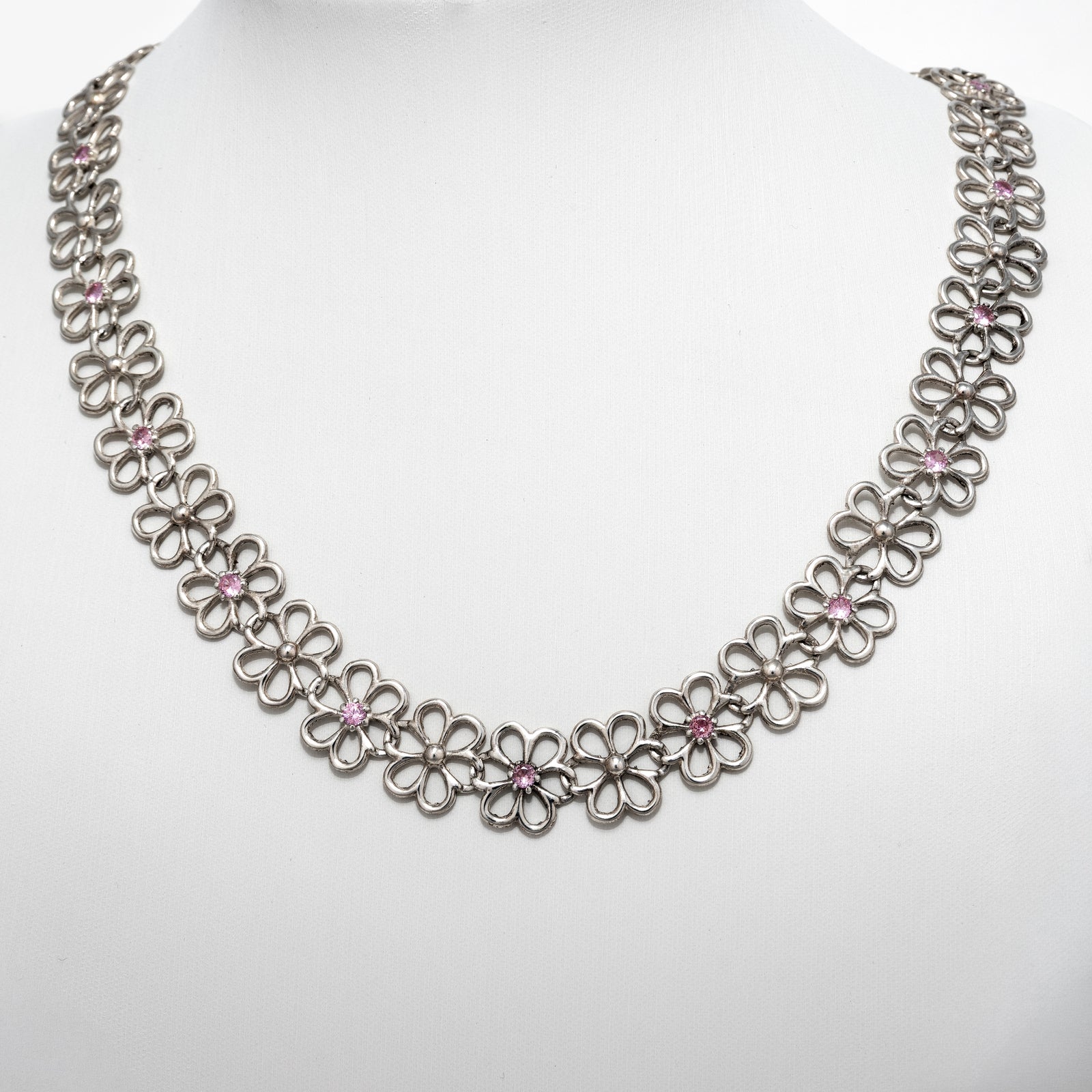COLLIER ILLUMINATION
