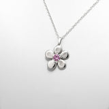 Pendentif Ouverture en argent 925, fleur serti de pierres d'intention zoom — Collection Éclosion